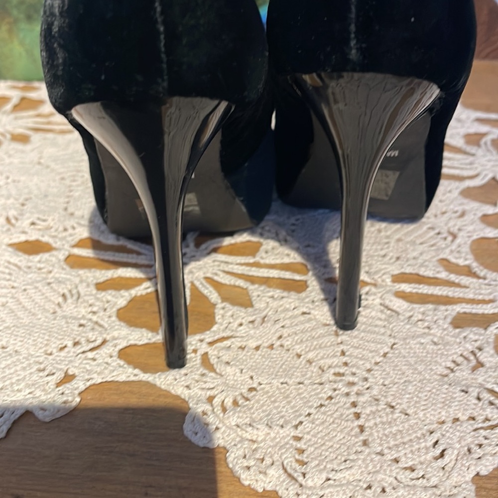 Velvet shoes, - Picture 3 of 4